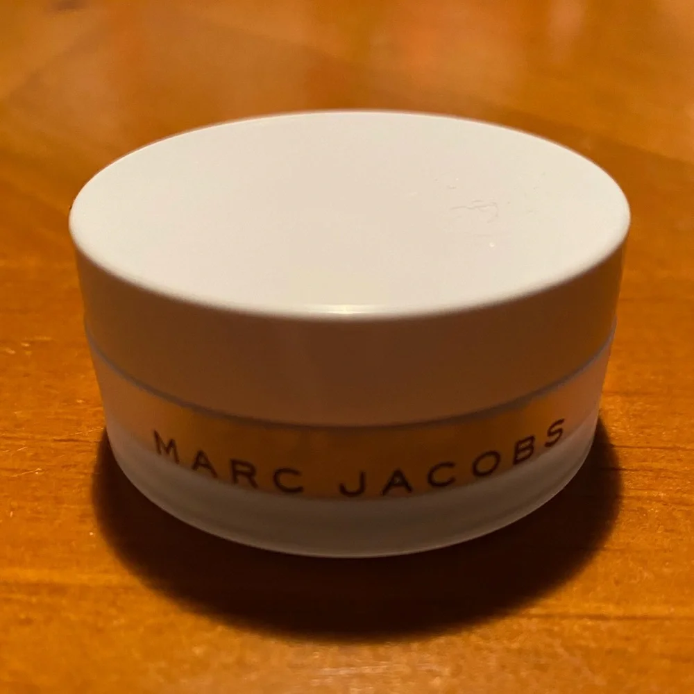 Marc Jacobs Finish Line Perfecting Coconut Setting Powder